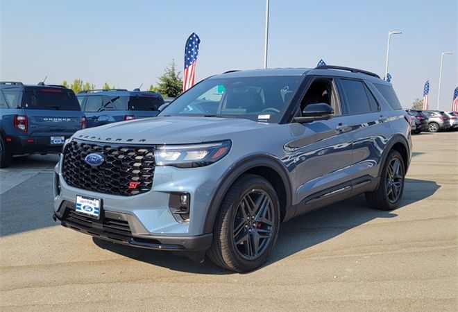 Ford Explorer ST 2026